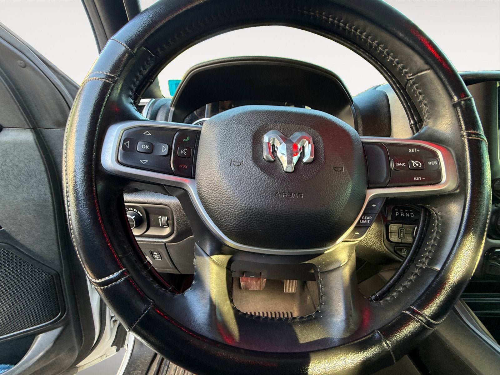 2021 RAM 1500 Big Horn Crew Cab 4x4 5'7" Box