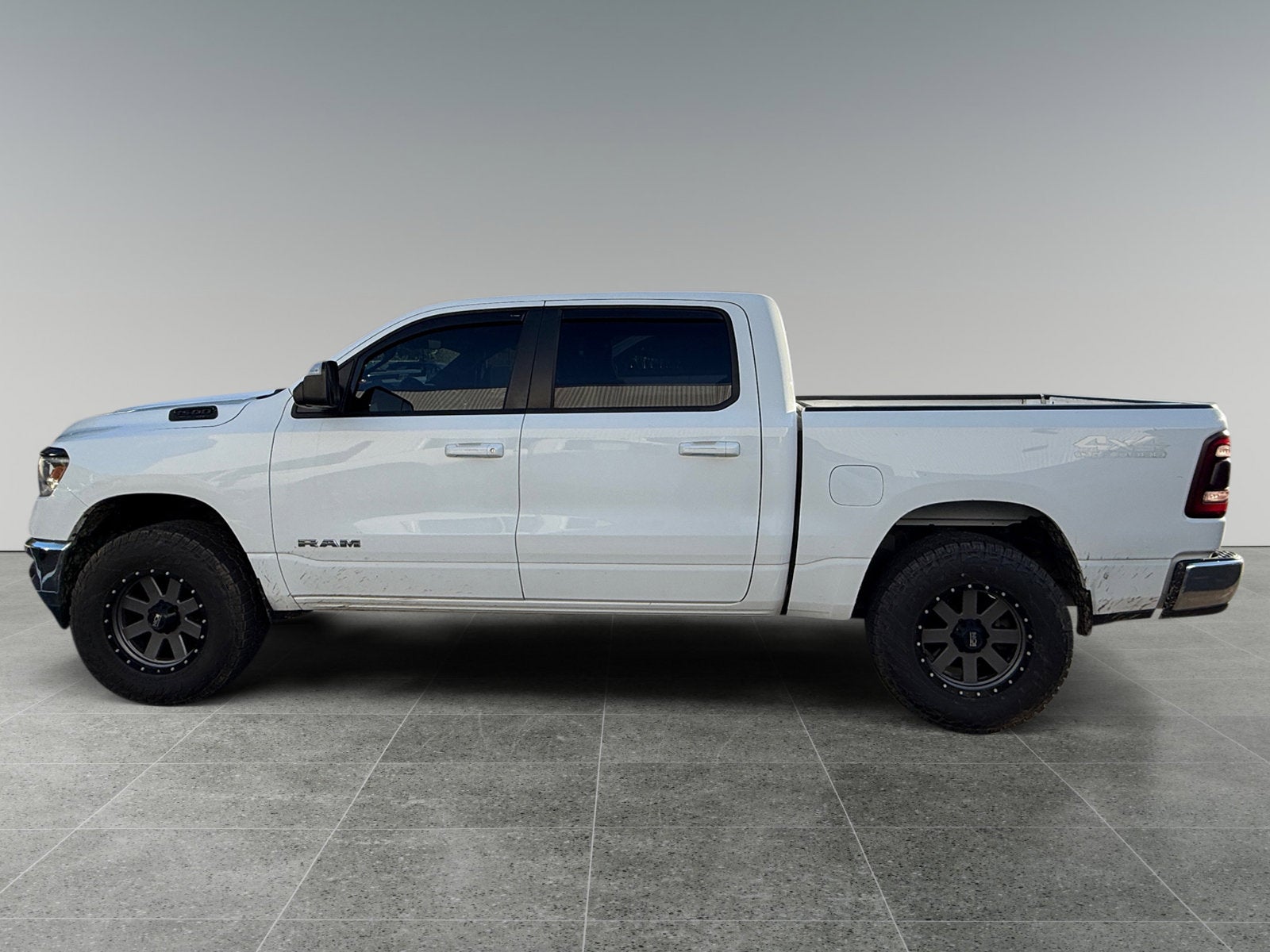 2021 RAM 1500 Big Horn Crew Cab 4x4 5'7" Box