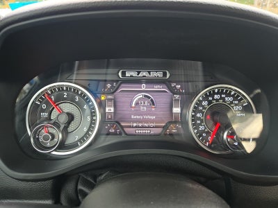 2021 RAM 1500 Big Horn Crew Cab 4x4 5'7" Box