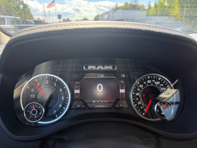 2022 RAM 1500 Laramie Crew Cab 4x4 5'7" Box