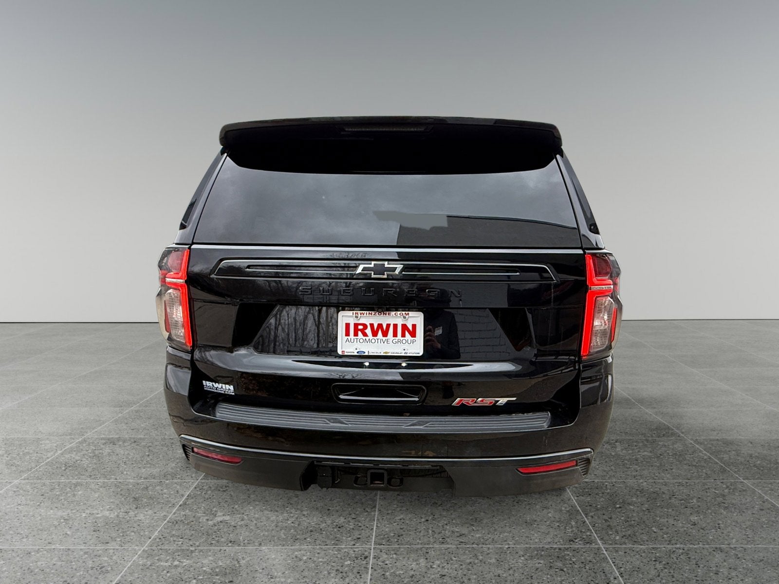 2023 Chevrolet Suburban RST