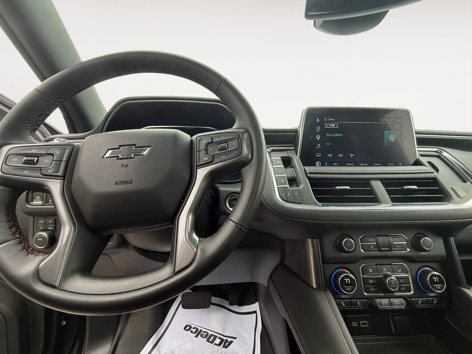2024 Chevrolet Suburban RST