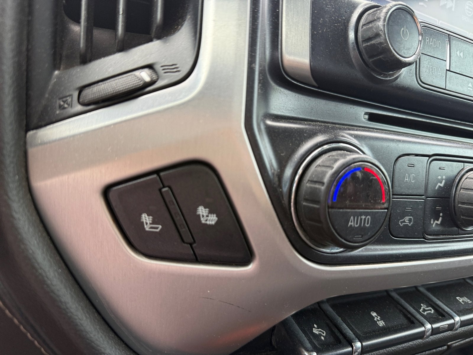 2018 GMC Sierra 1500 SLE