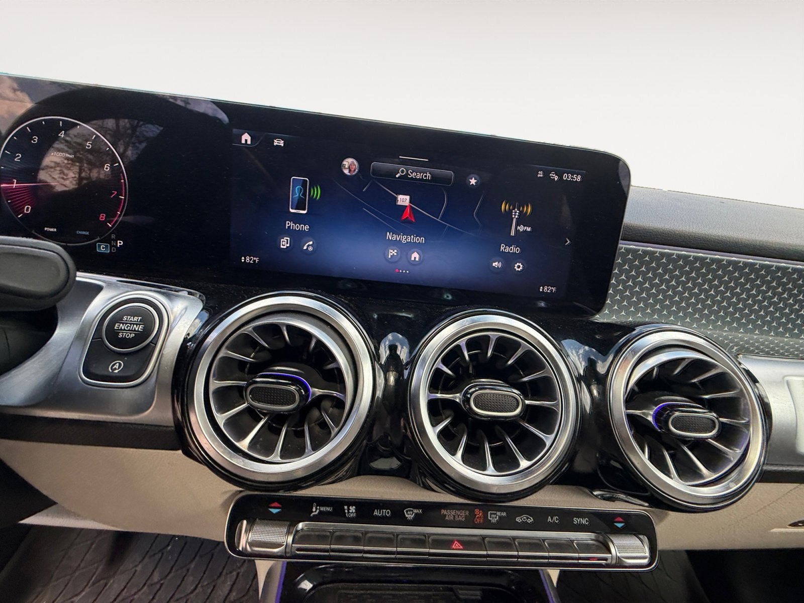 2024 Mercedes-Benz GLB 250 4MATIC®