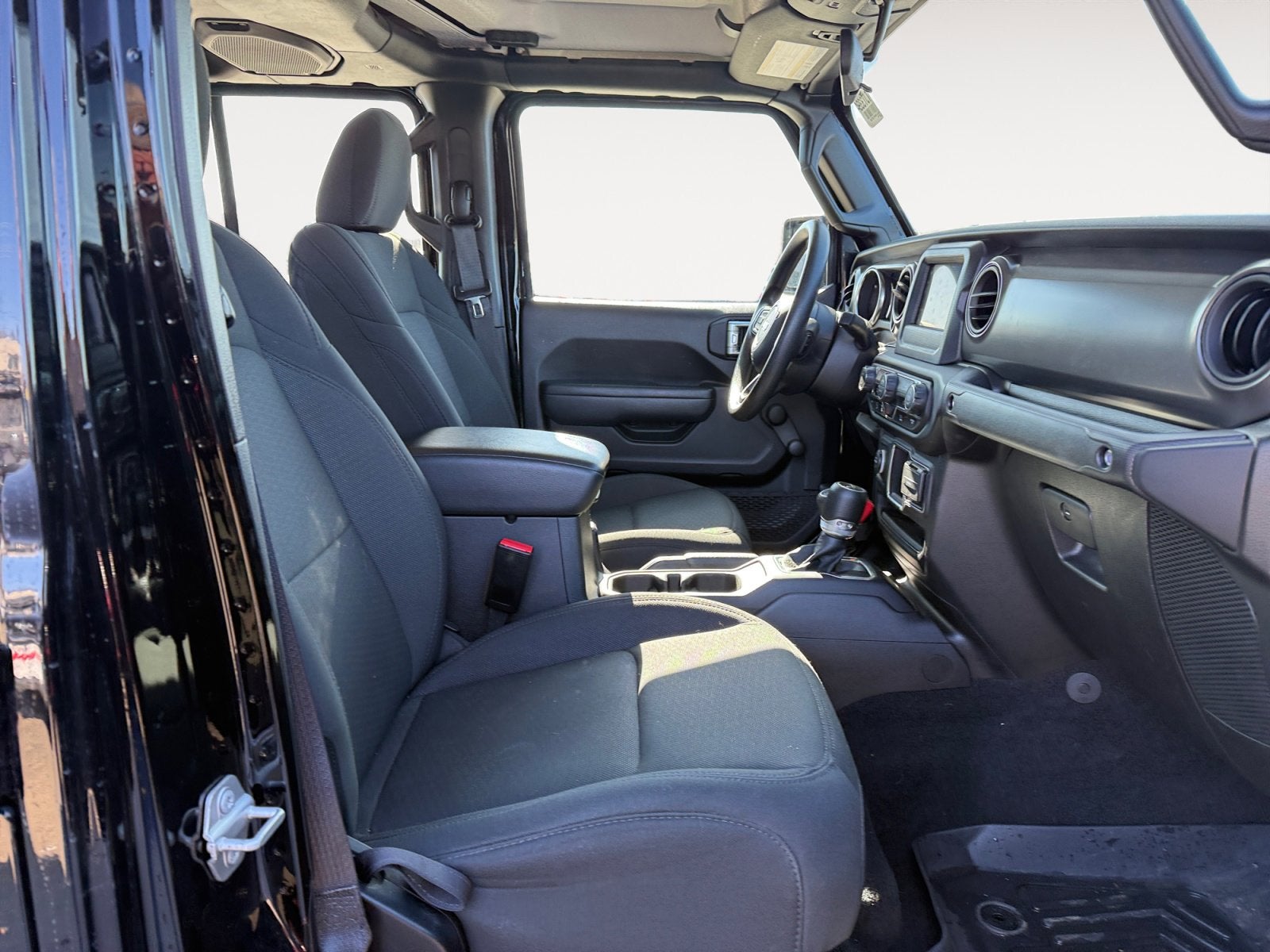 2023 Jeep Gladiator Sport