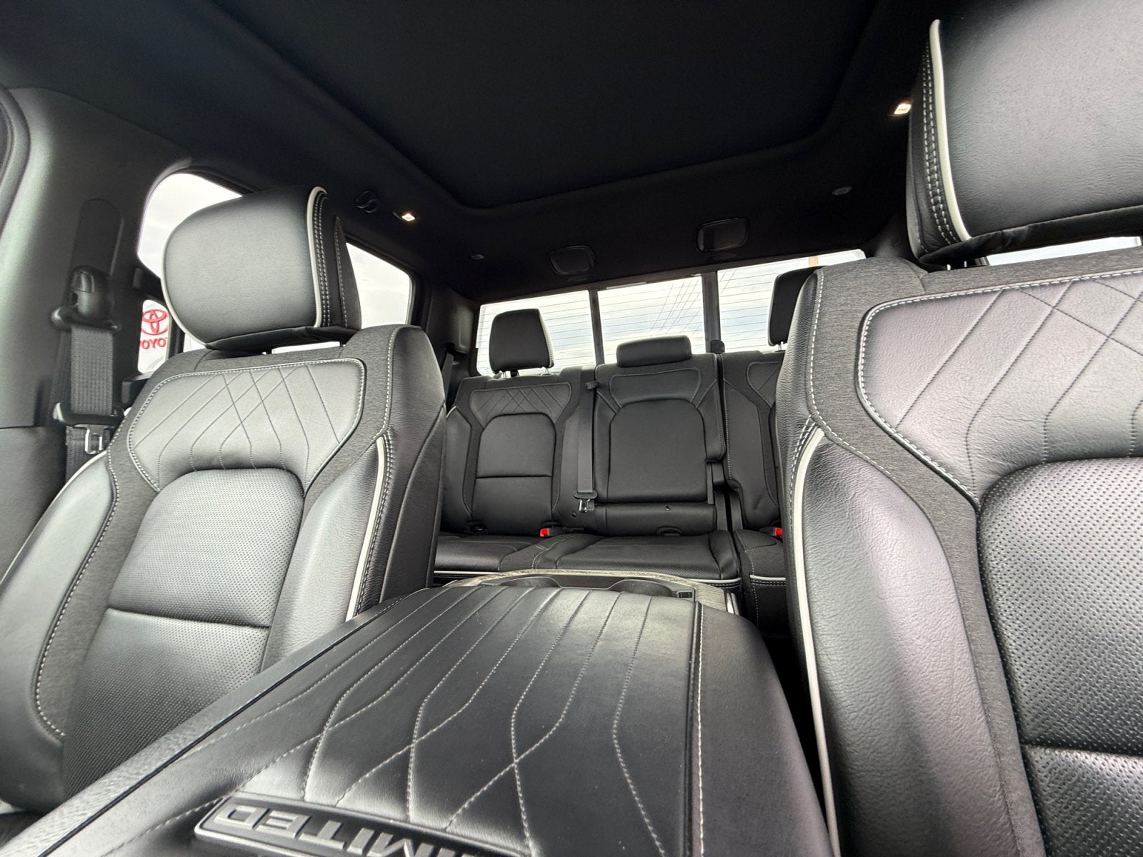 2025 RAM 1500 Limited