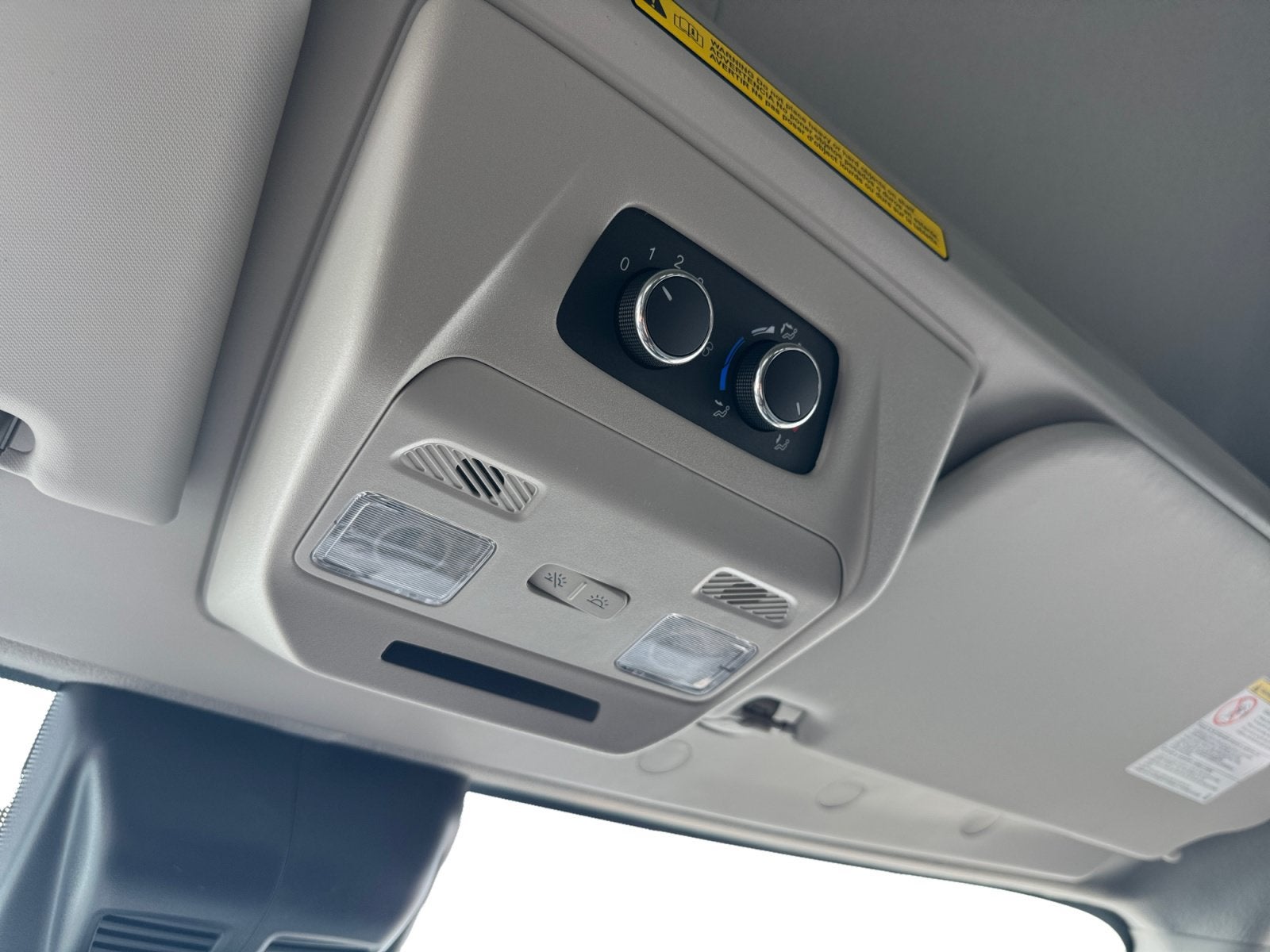 2026 Ford Transit Passenger Wagon XLT