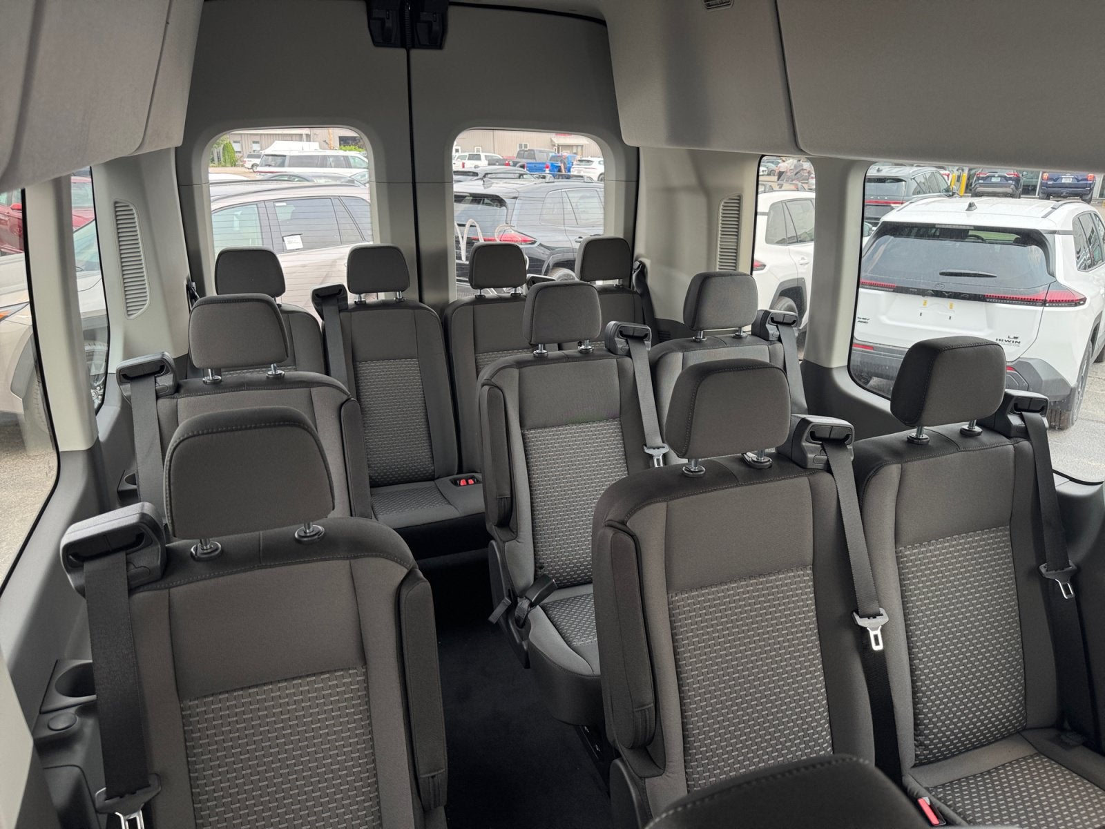 2026 Ford Transit Passenger Wagon XLT