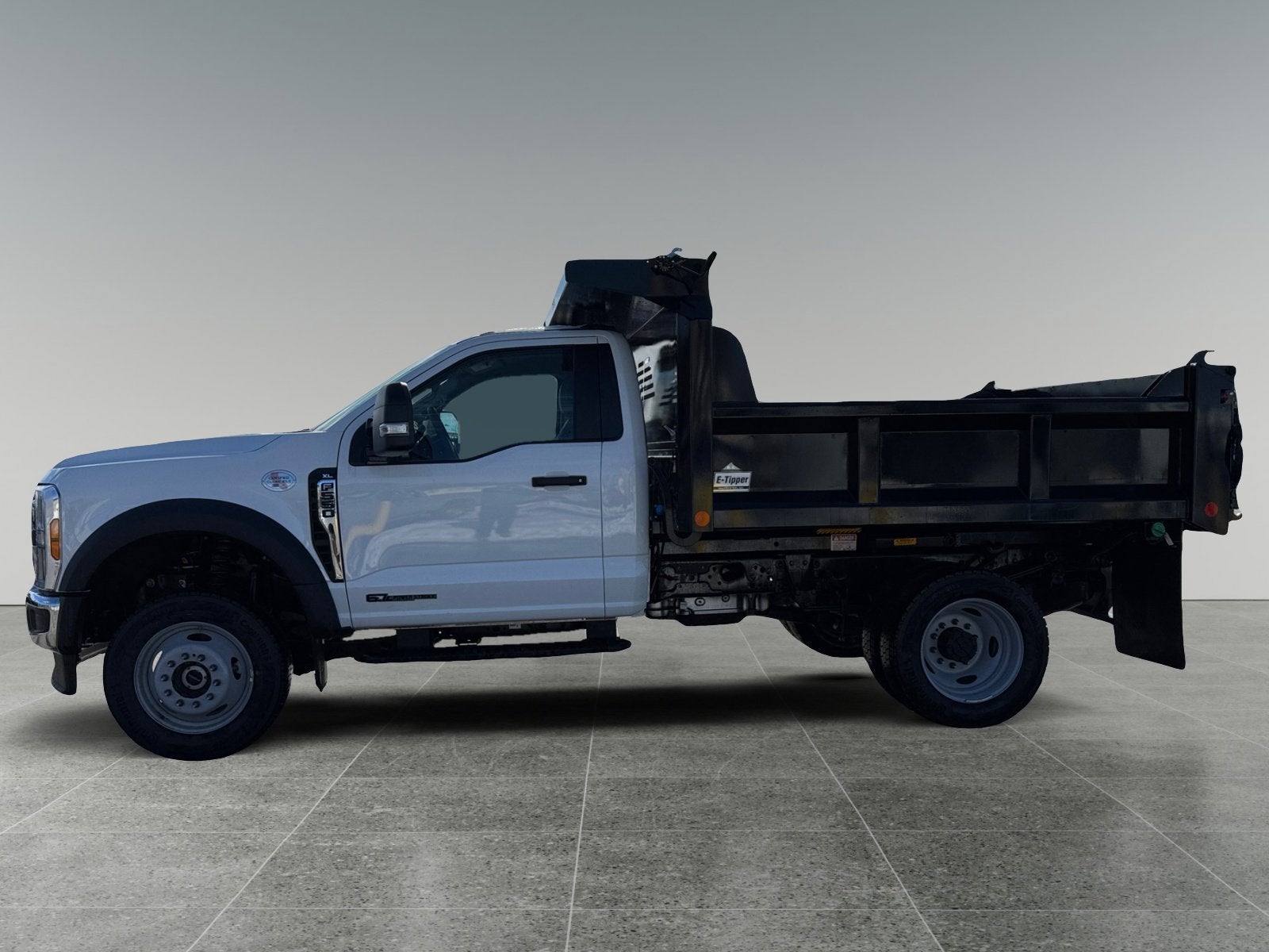 2026 Ford Super Duty F-550 DRW F-550® XL
