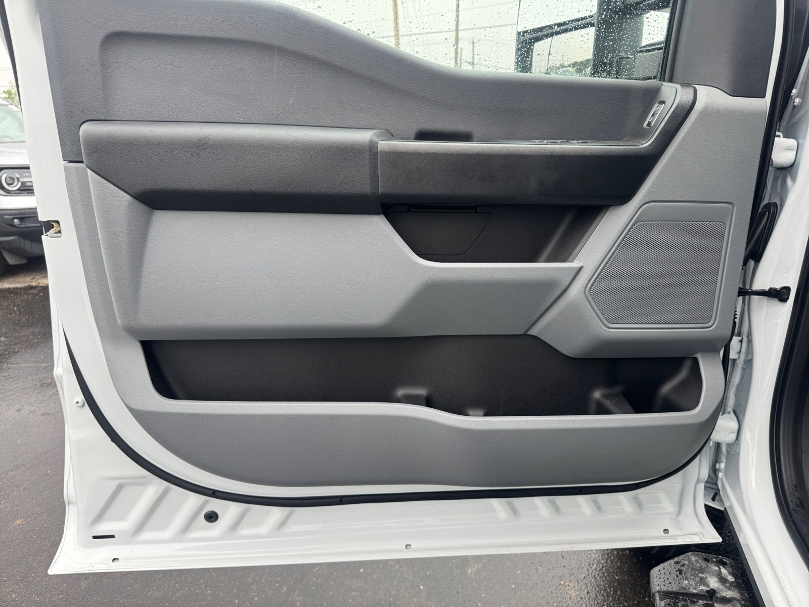 2025 Ford Super Duty F-350 DRW F-350® XL