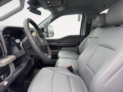 2025 Ford Super Duty F-350 DRW F-350® XL