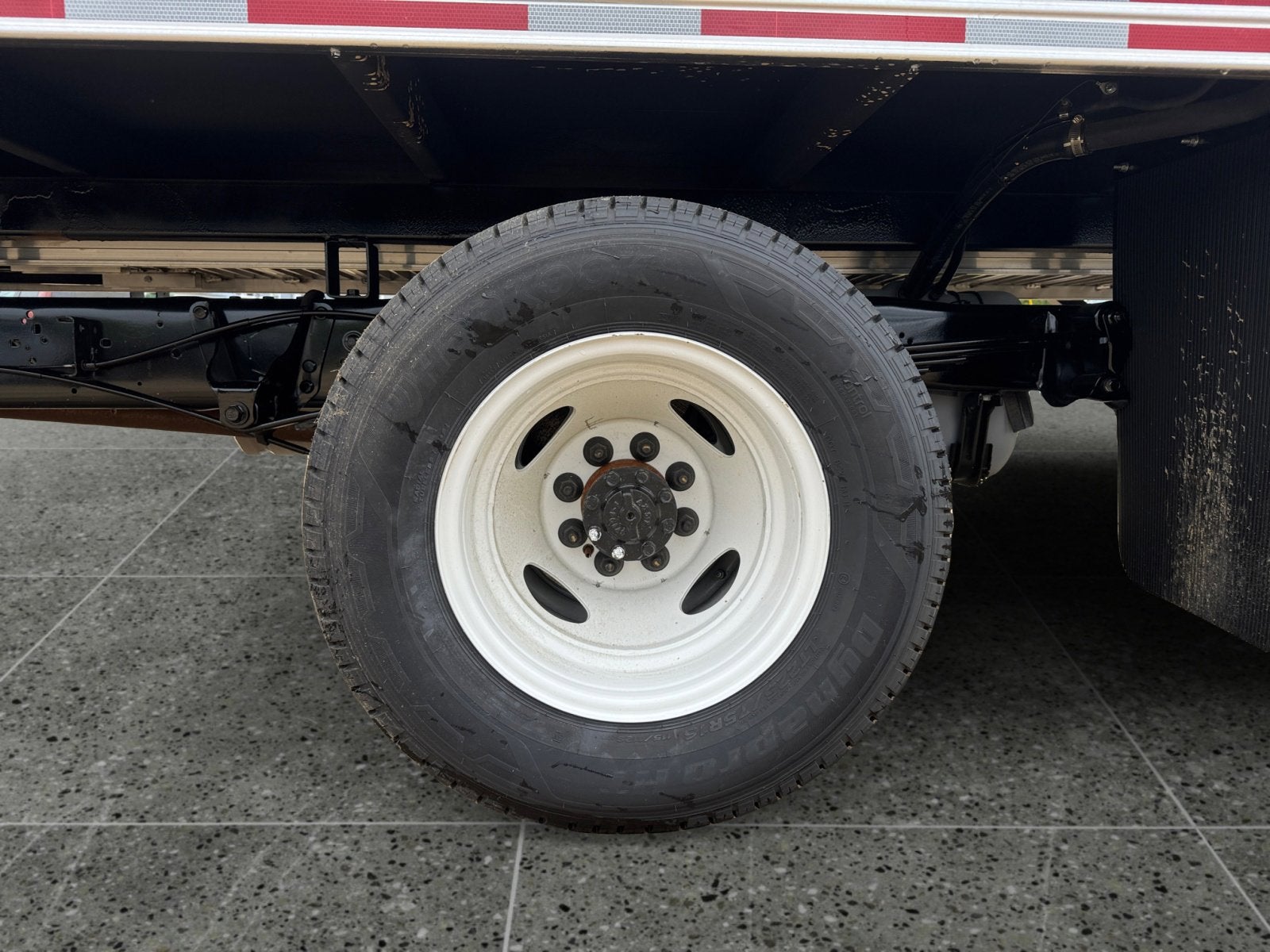 2025 Ford E-Series Cutaway E-450 DRW