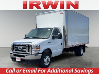 2025 Ford E-Series Cutaway E-450 DRW