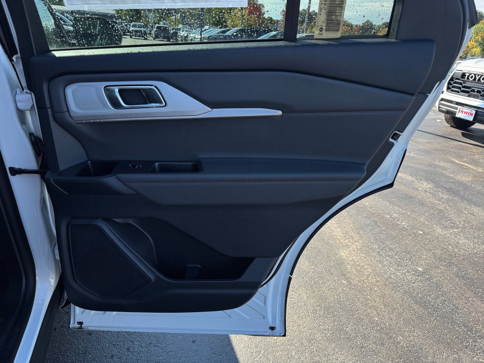 2026 Ford Explorer Active with 200A Pkg
