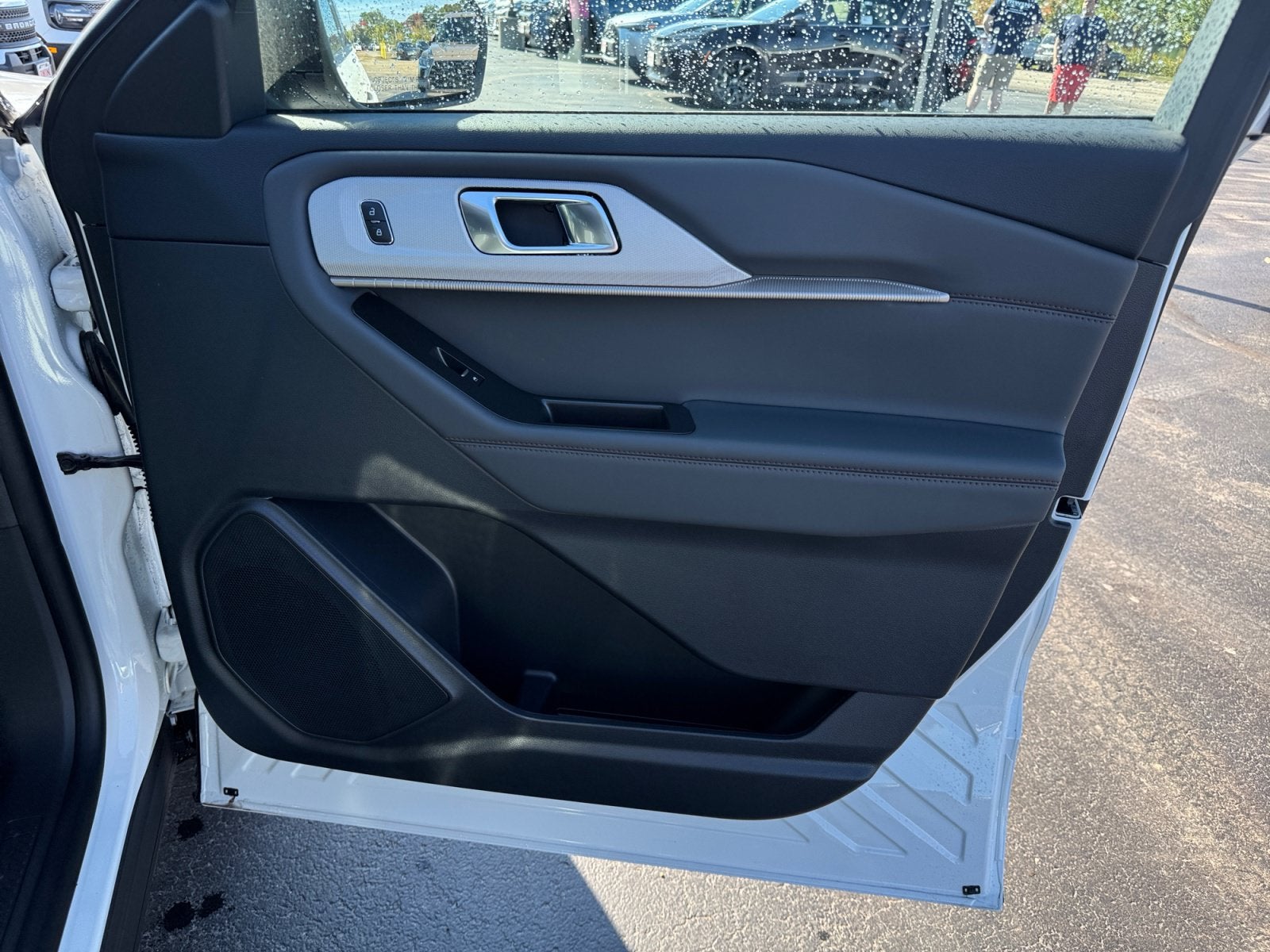 2026 Ford Explorer Active with 200A Pkg