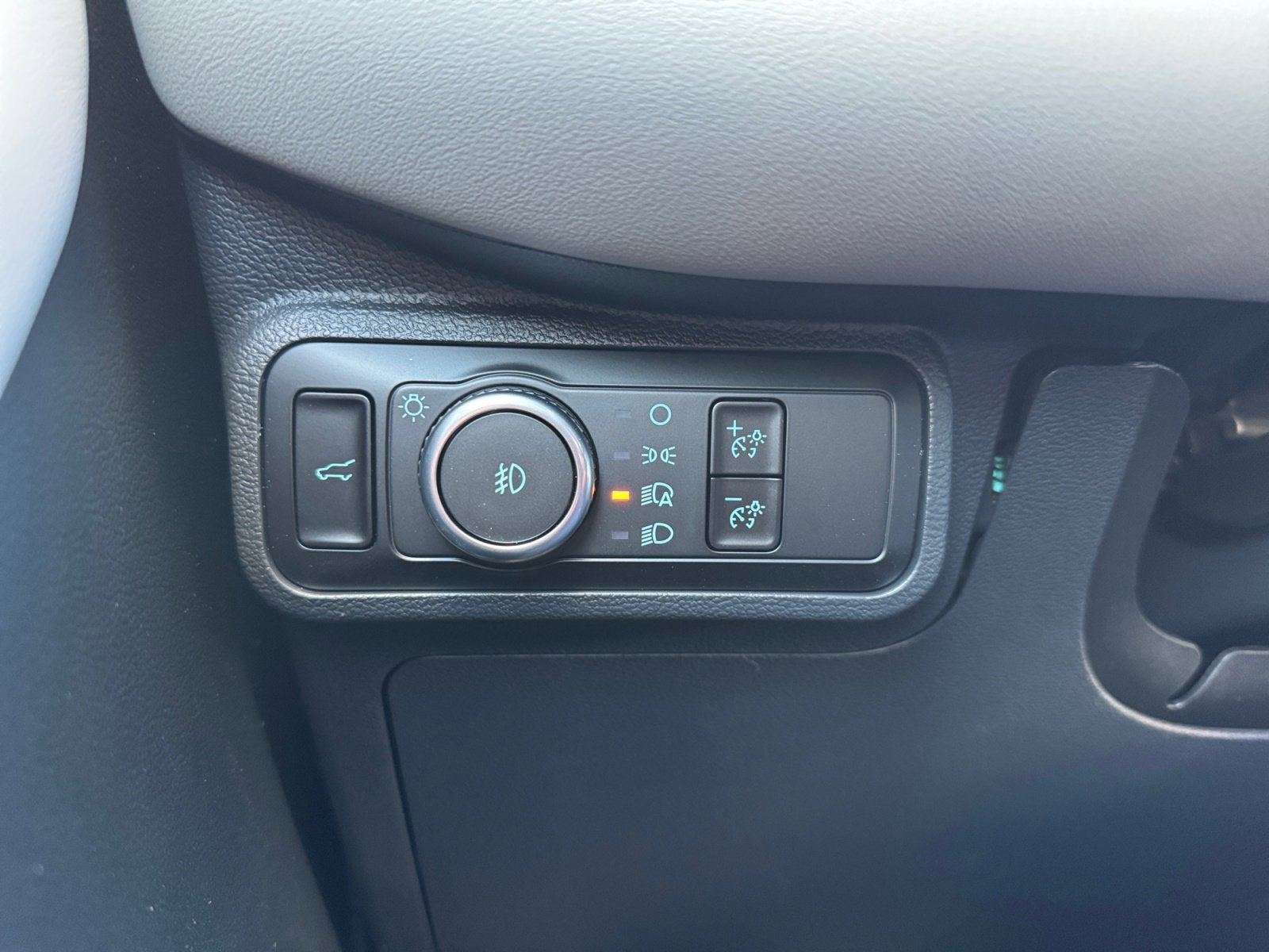 2026 Ford Explorer Active with 200A Pkg