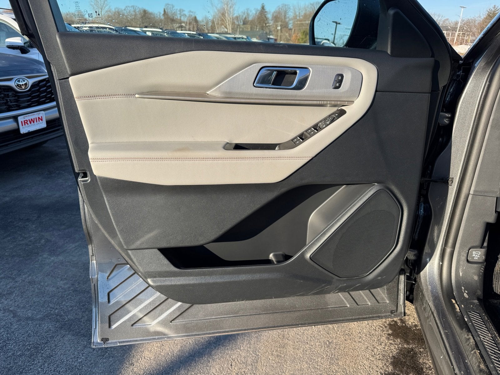 2026 Ford Explorer Active with 200A Pkg