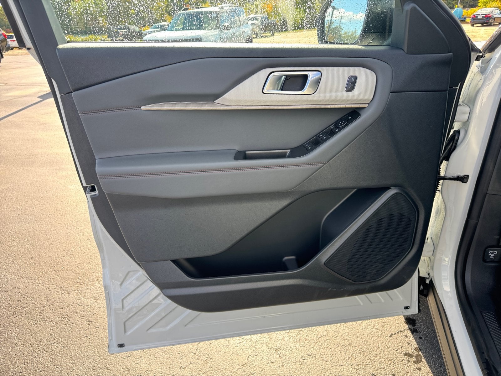 2027 Ford Explorer Active with 200A Pkg