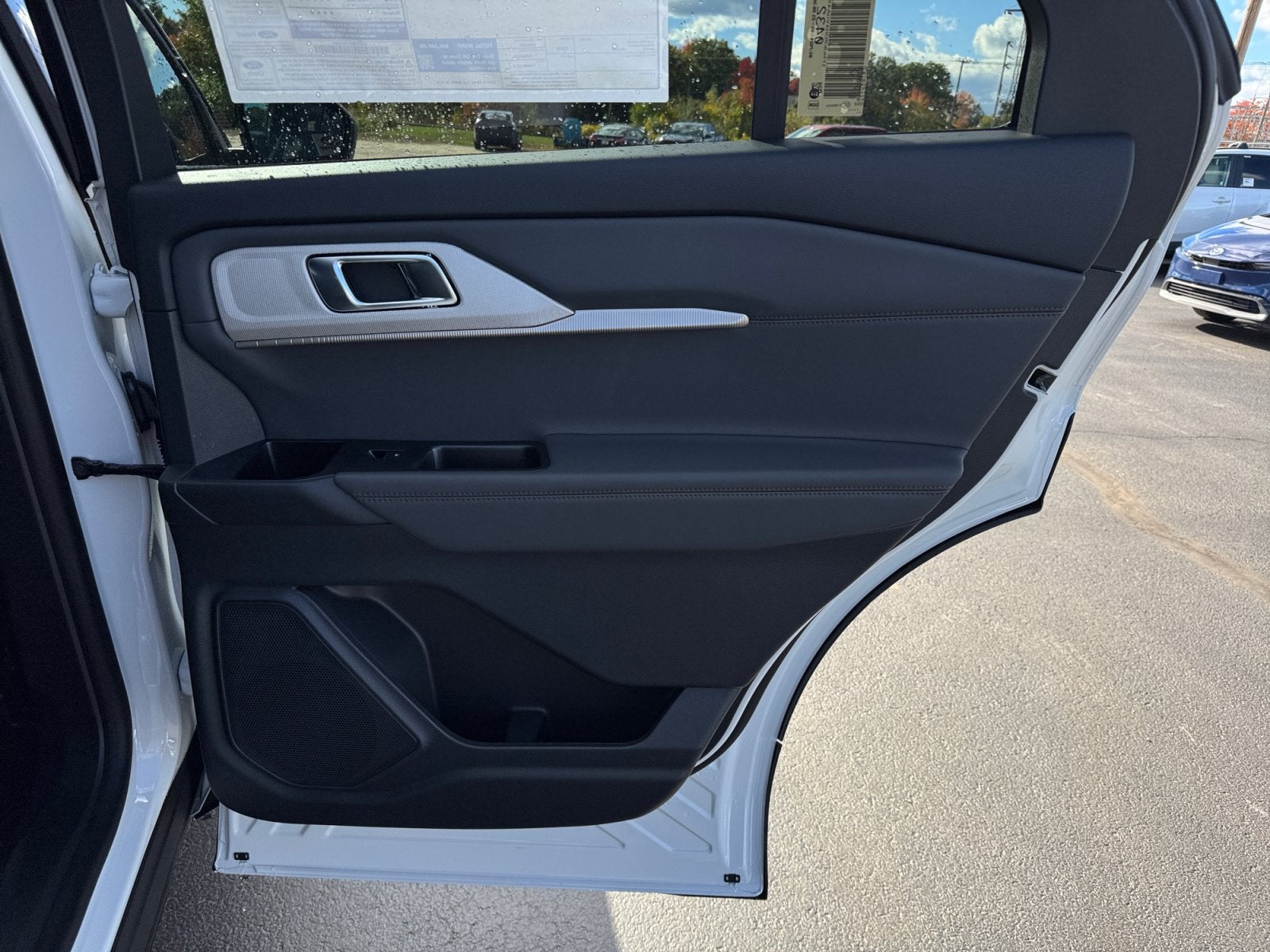2027 Ford Explorer Active with 200A Pkg