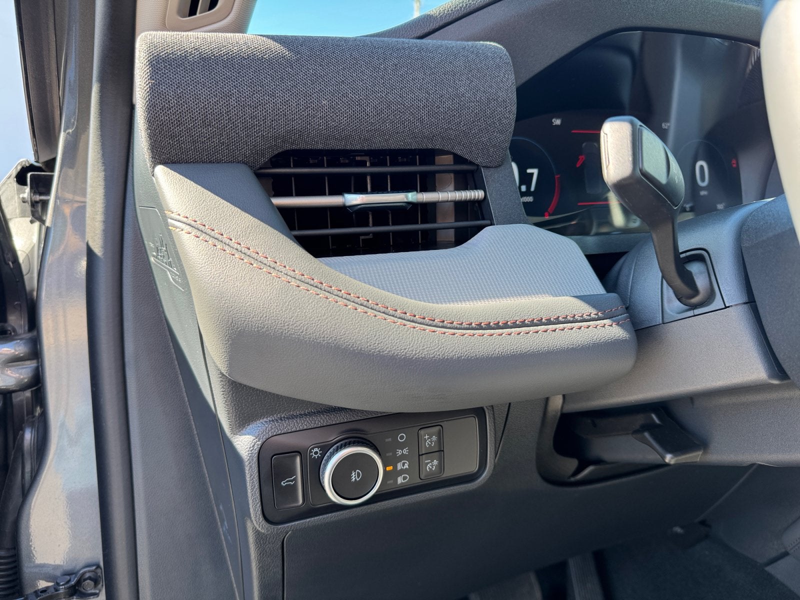 2026 Ford Explorer Active with 200A Pkg