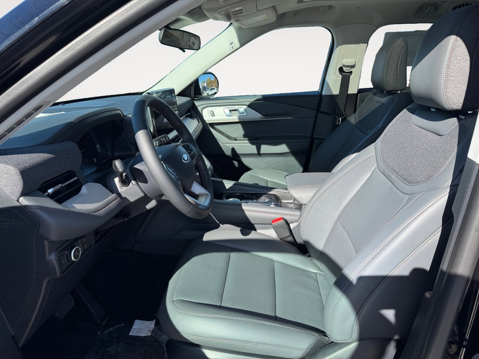 2026 Ford Explorer Active with 200A Pkg