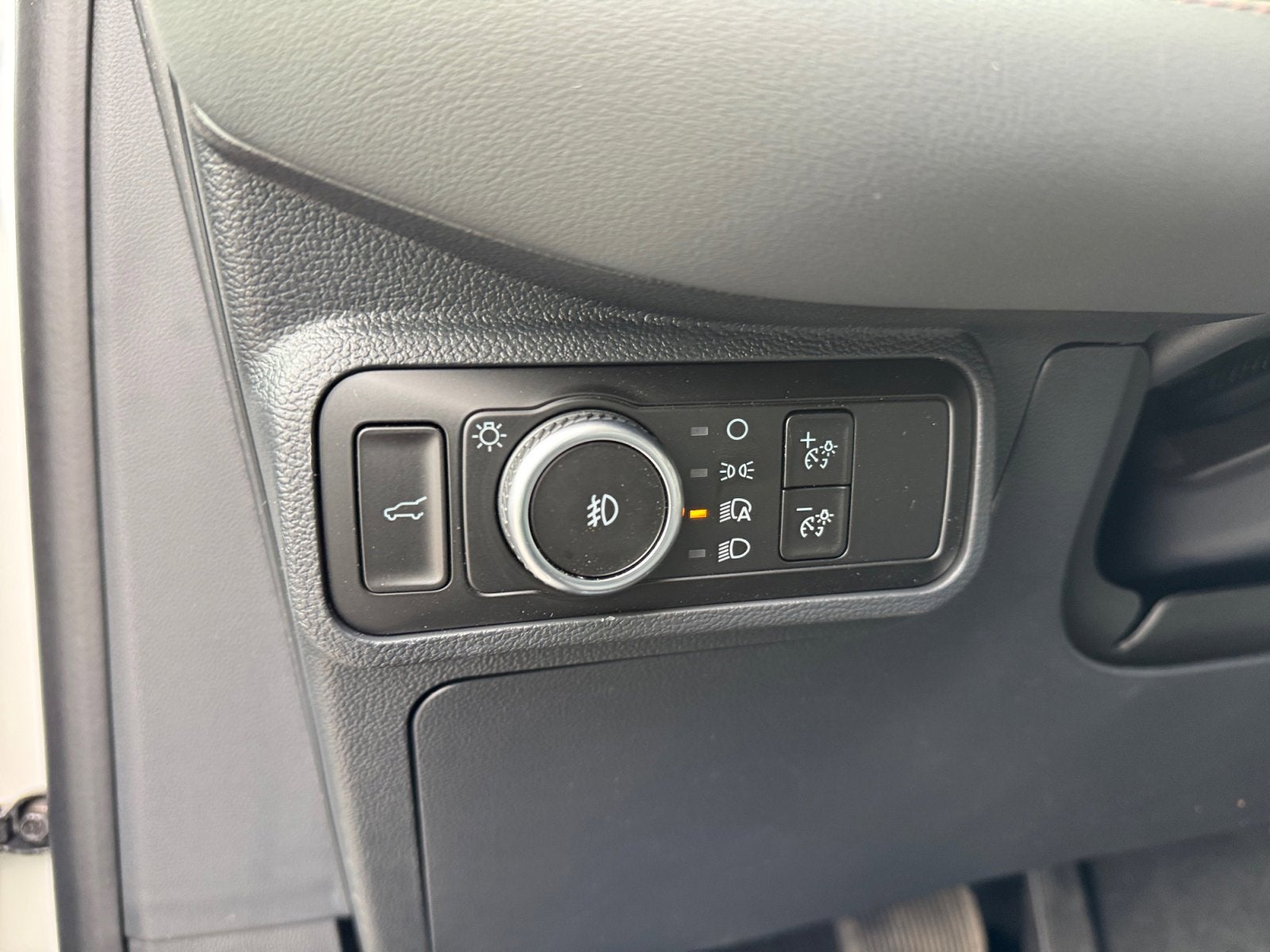 2026 Ford Explorer Active with 200A Pkg