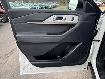 2026 Ford Explorer Active with 200A Pkg