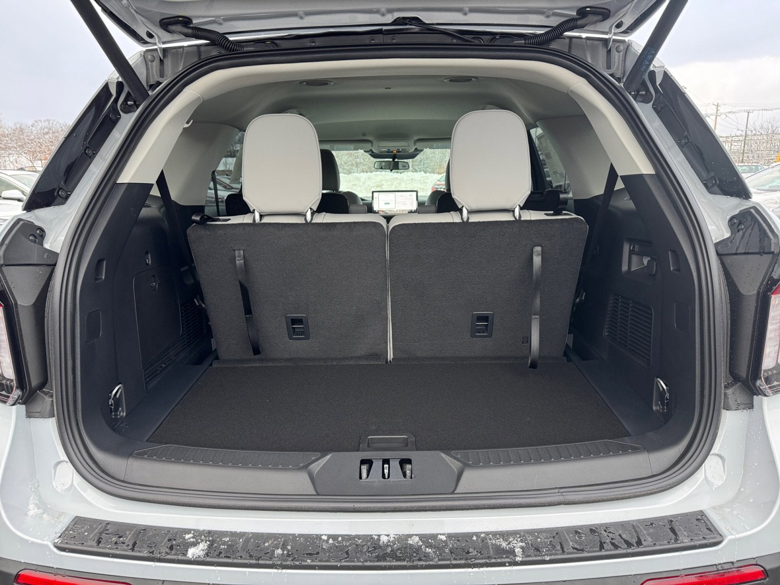 2026 Ford Explorer Active with 200A Pkg