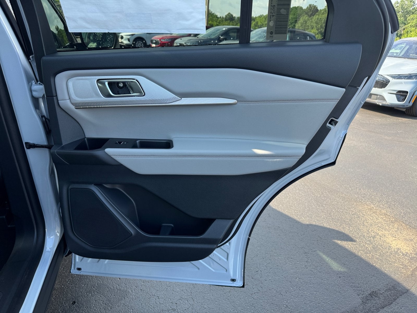 2026 Ford Explorer Active with 200A Pkg