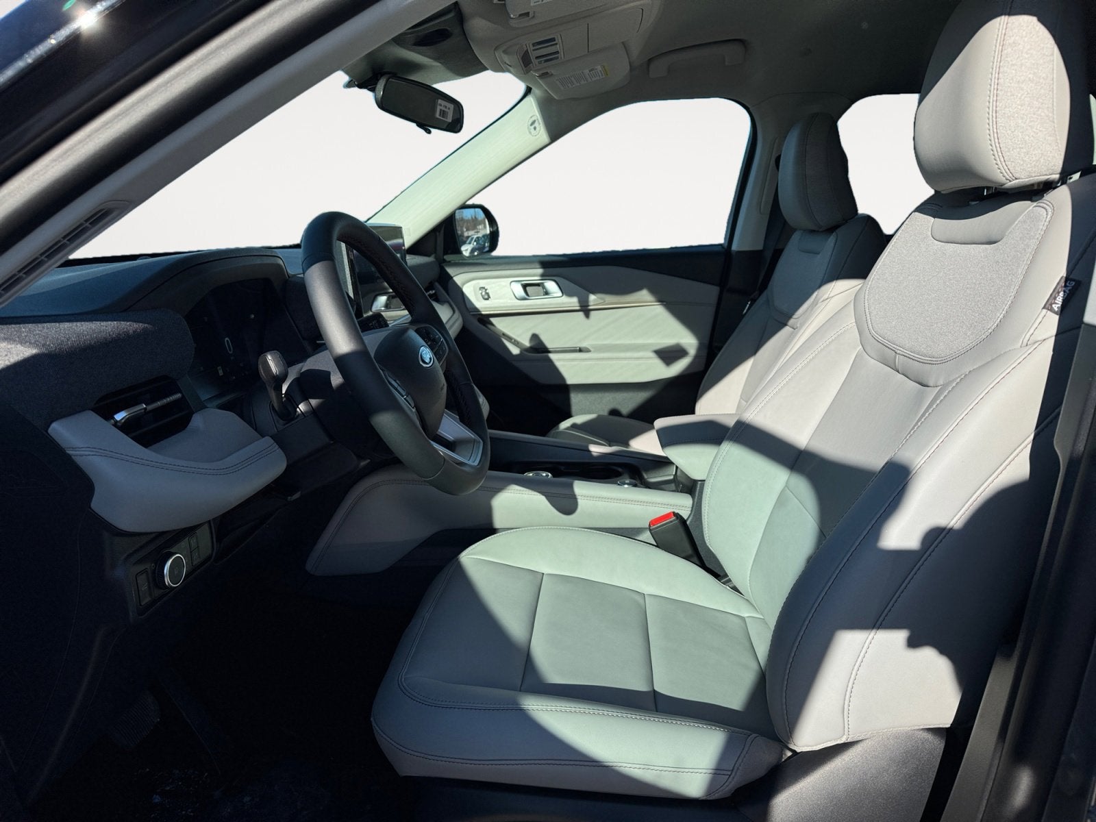 2026 Ford Explorer Active with 200A Pkg