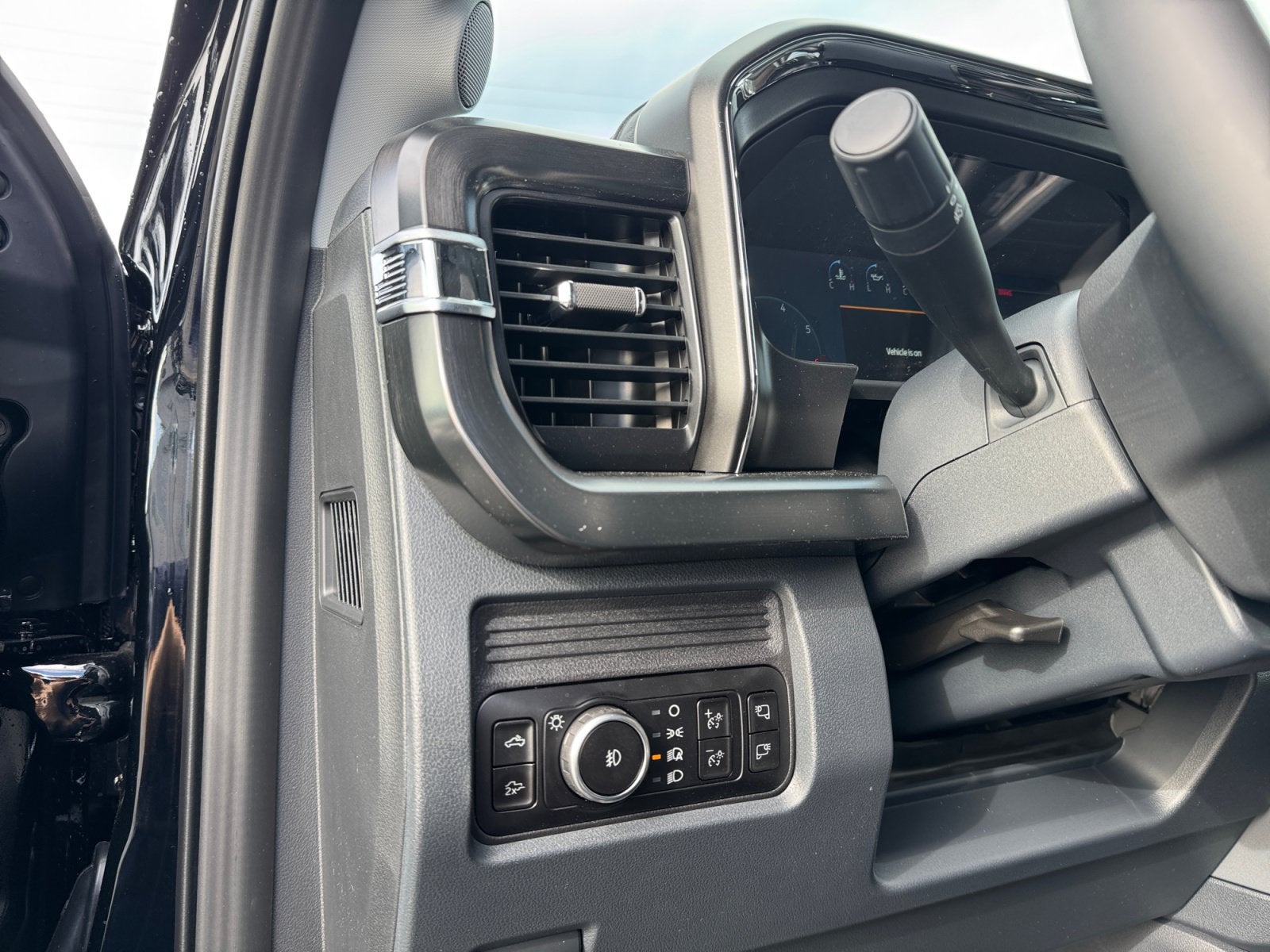 2027 Ford Super Duty F-250 SRW LARIAT