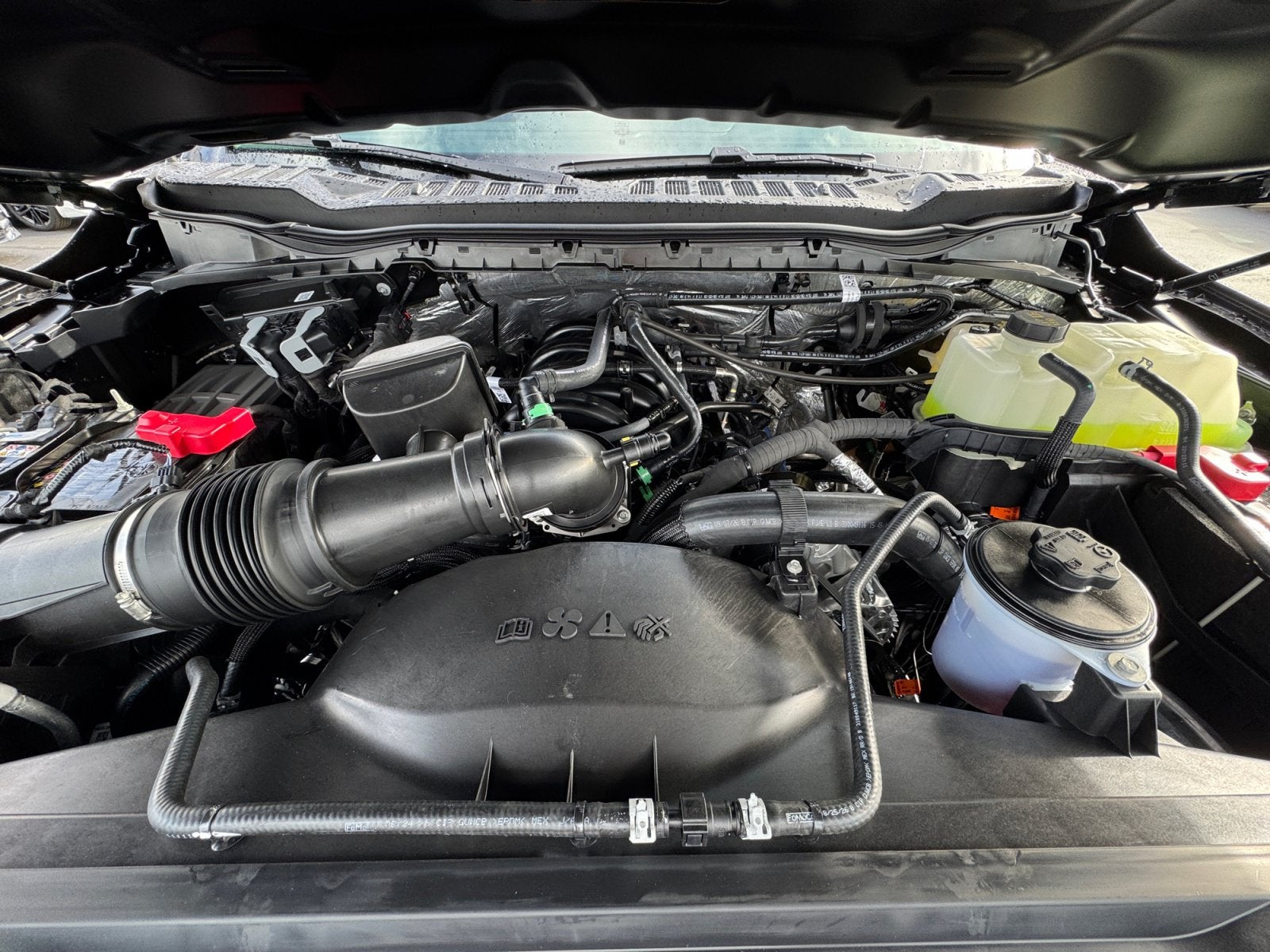2027 Ford Super Duty F-250 SRW LARIAT