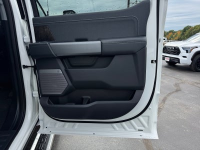 2027 Ford Super Duty F-250 SRW F-250® Lariat®