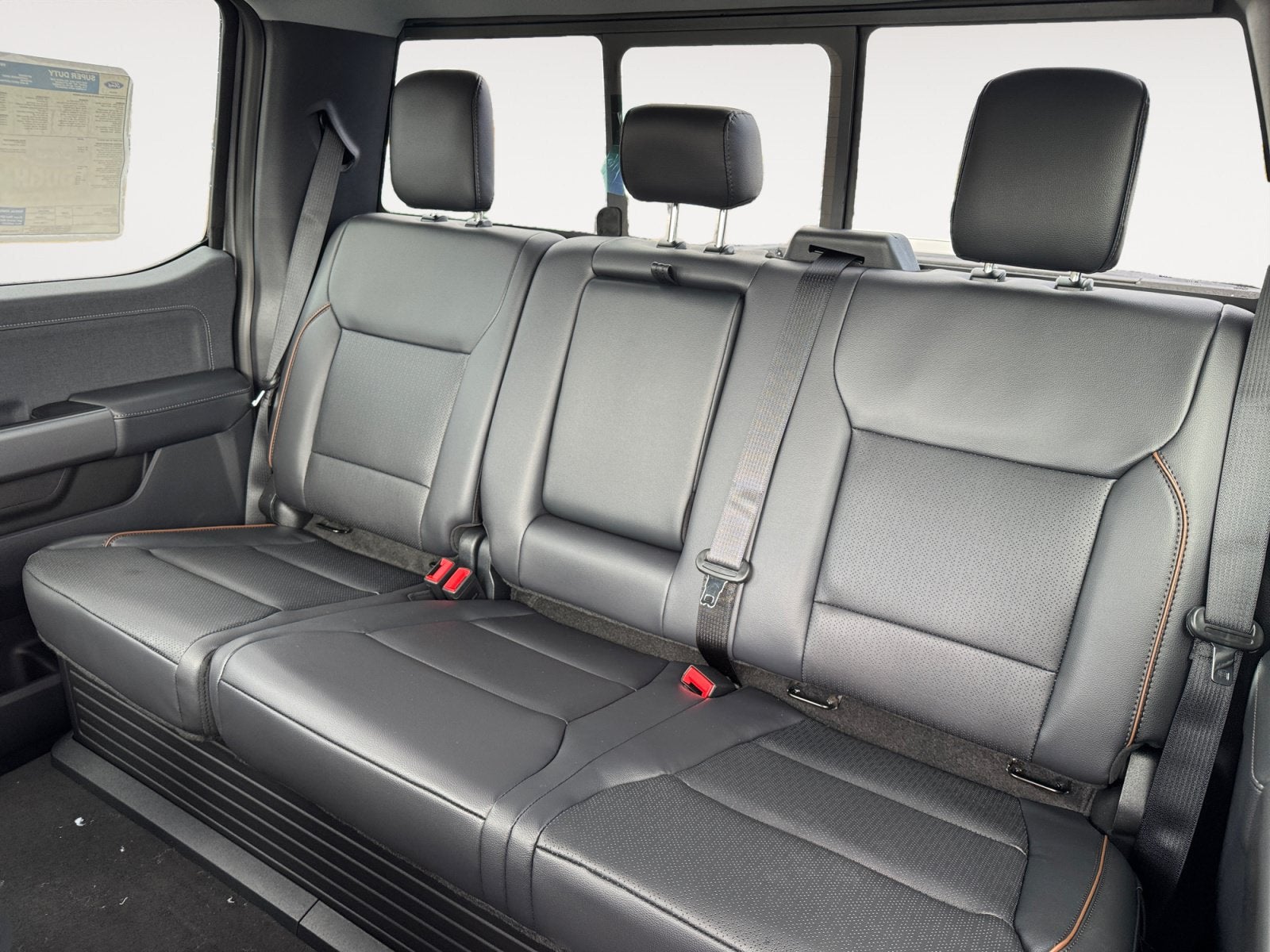 2027 Ford Super Duty F-250 SRW LARIAT