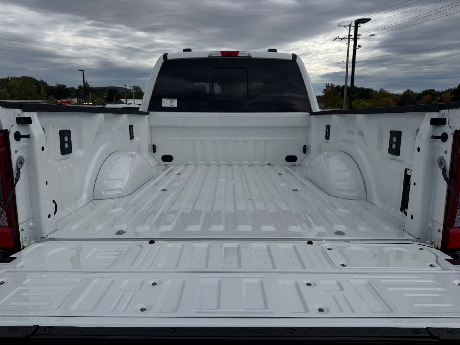 2027 Ford Super Duty F-350 SRW Platinum