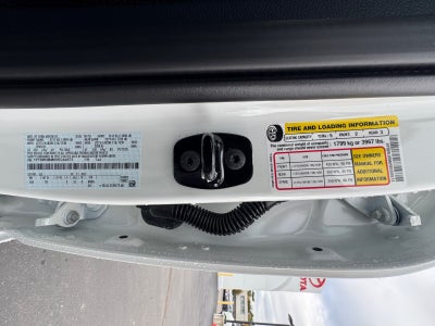 2027 Ford Super Duty F-350 SRW Platinum
