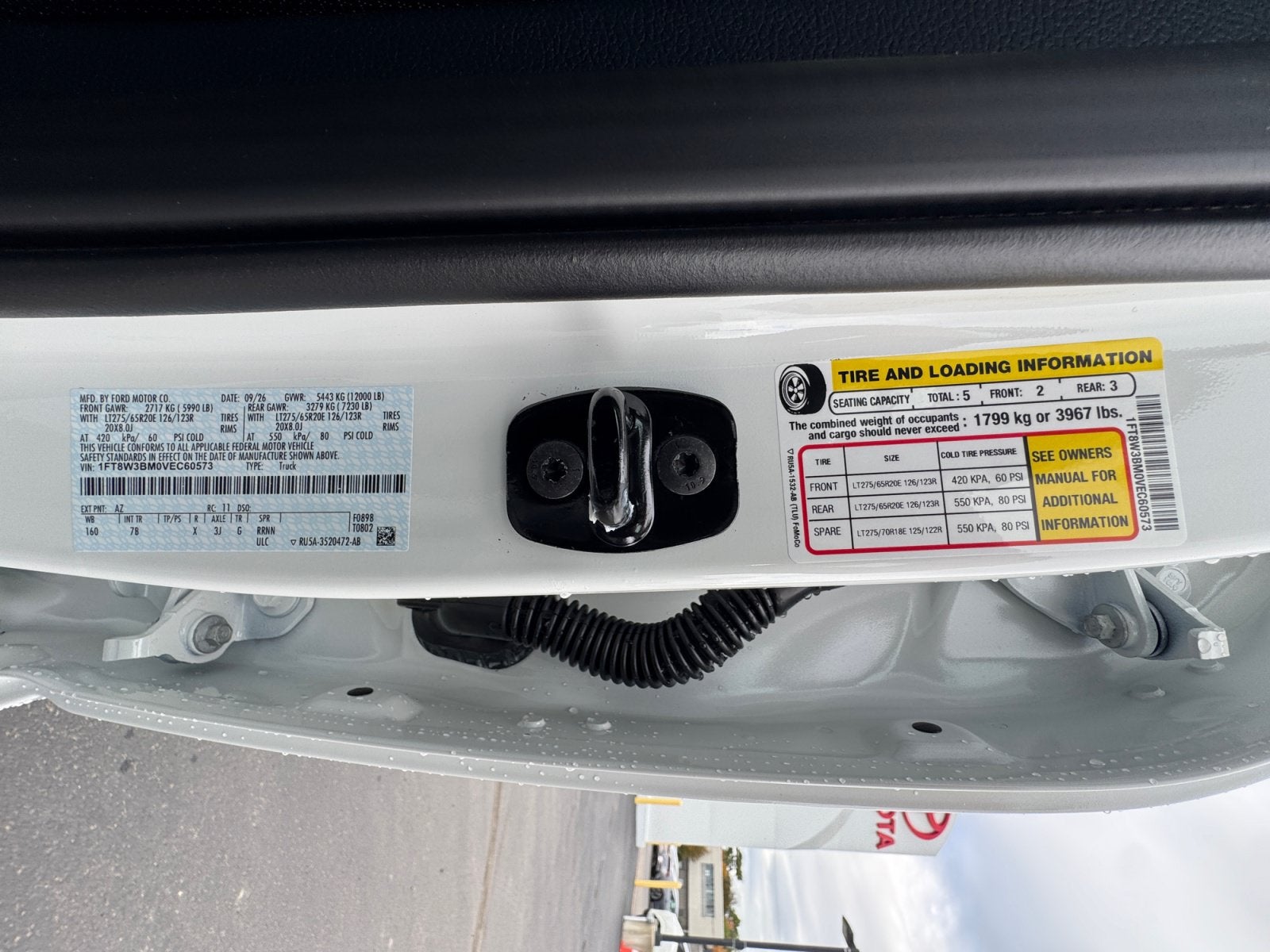 2027 Ford Super Duty F-350 SRW Platinum