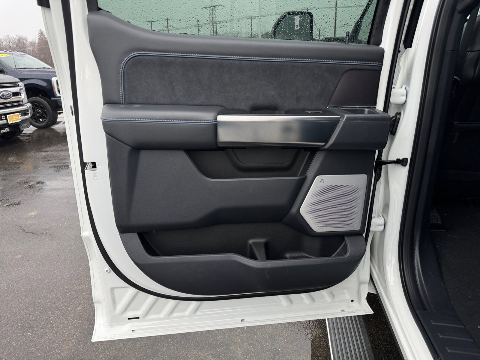 2026 Ford Super Duty F-350 SRW Platinum