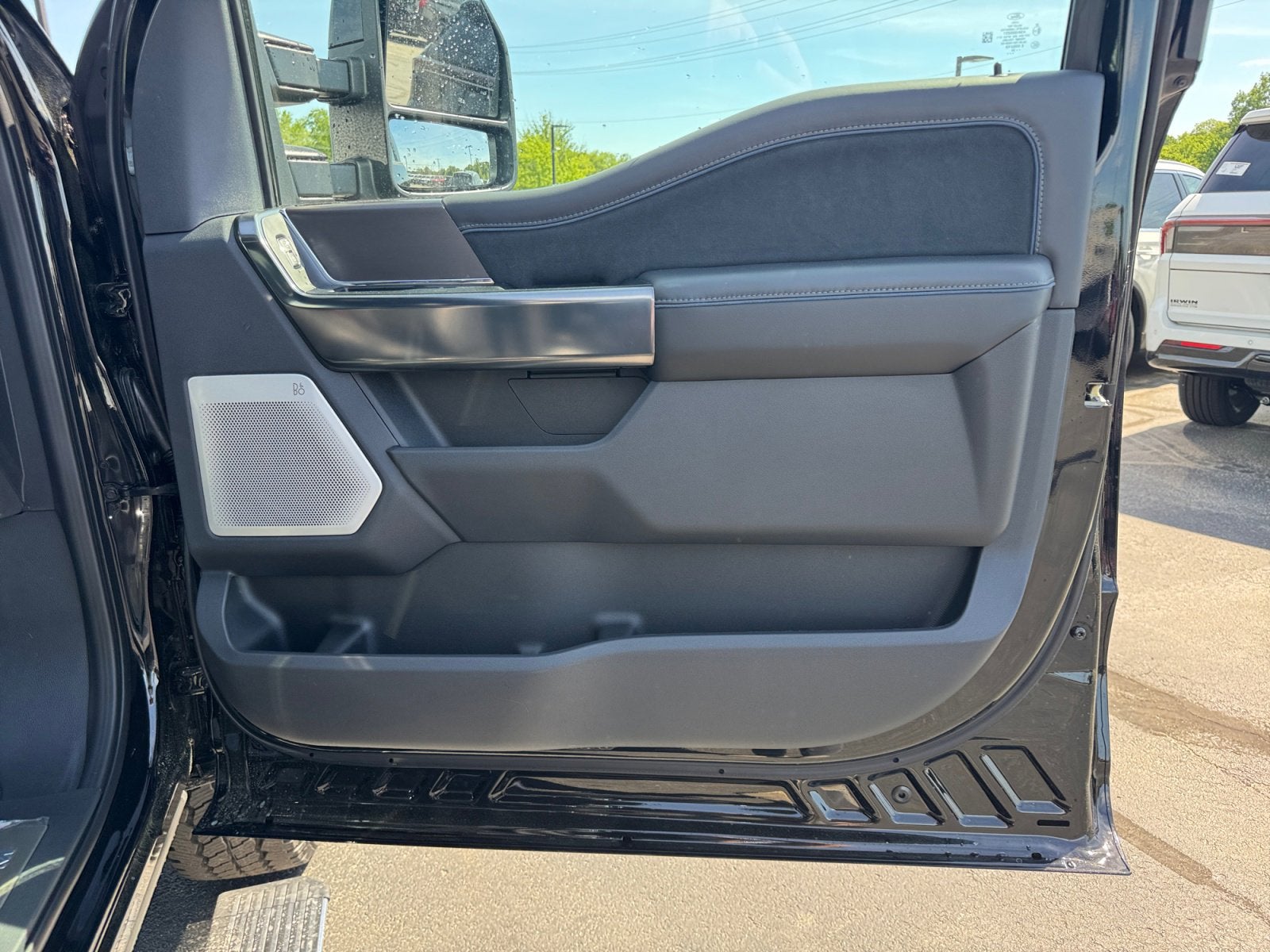 2026 Ford Super Duty F-350 SRW Platinum