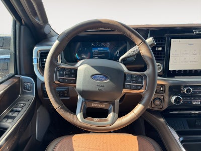 2027 Ford Super Duty F-350 SRW F-350® King Ranch®