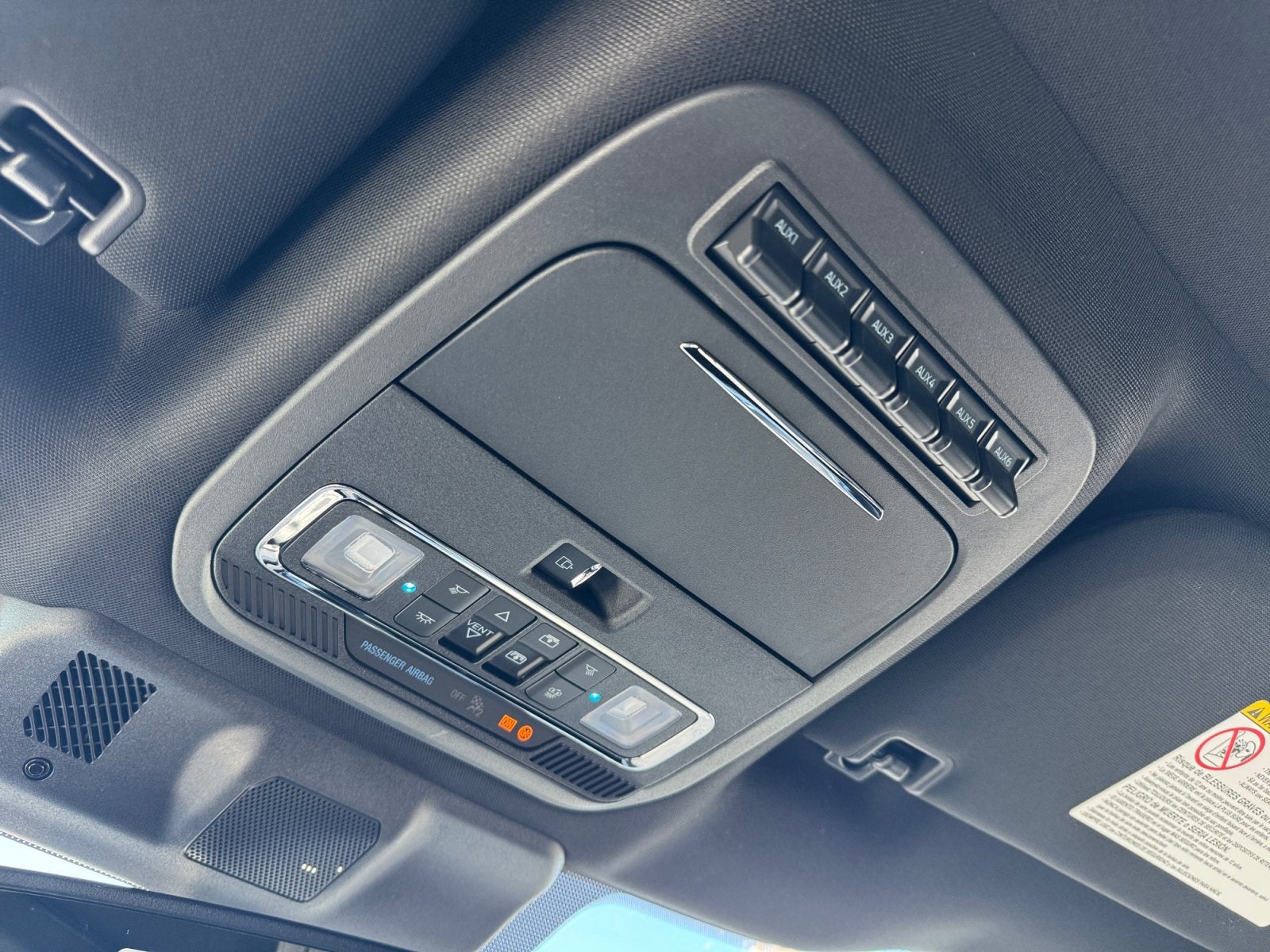 2027 Ford Super Duty F-350 SRW Platinum