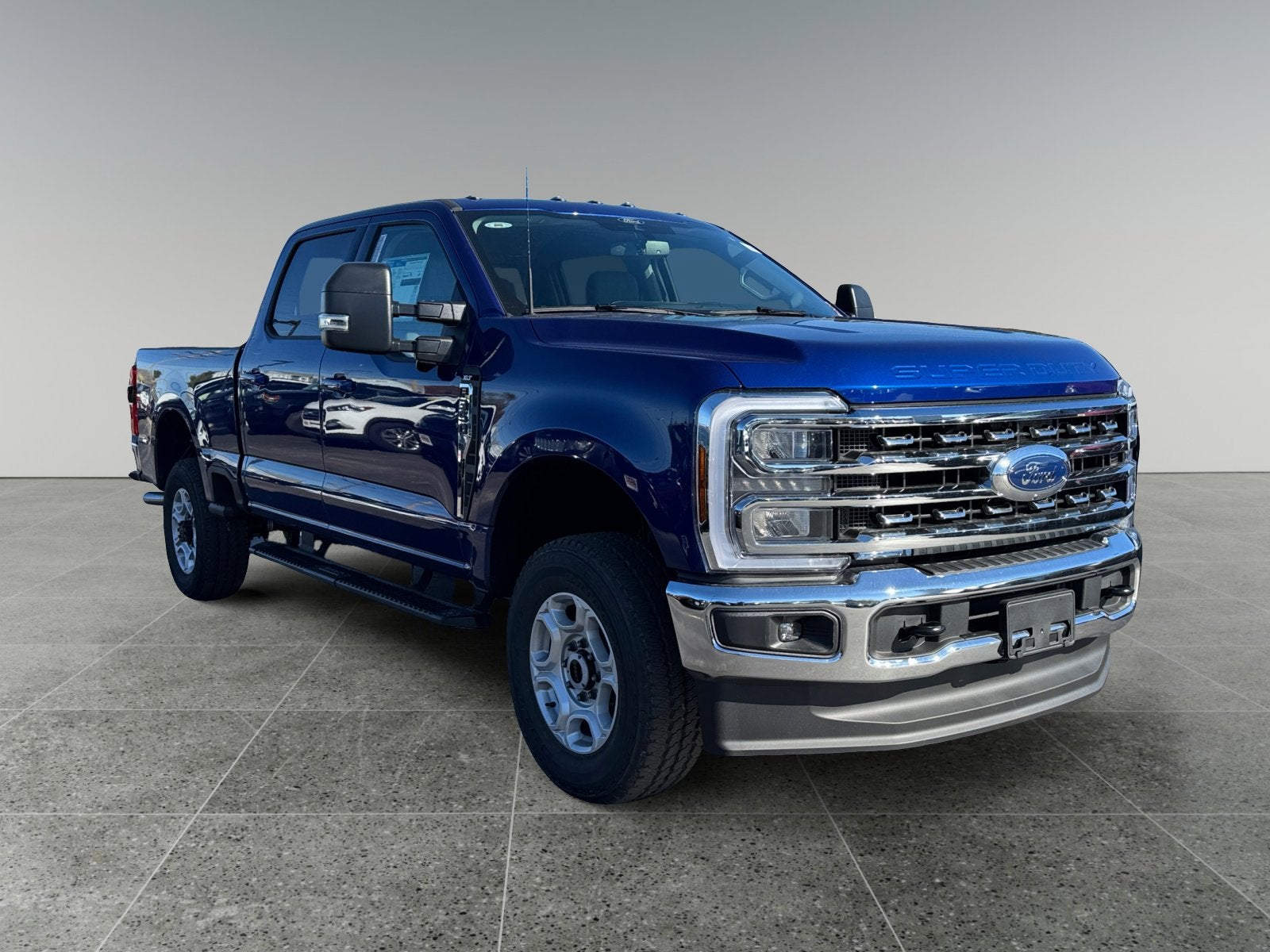 2026 Ford Super Duty F-350 SRW XLT