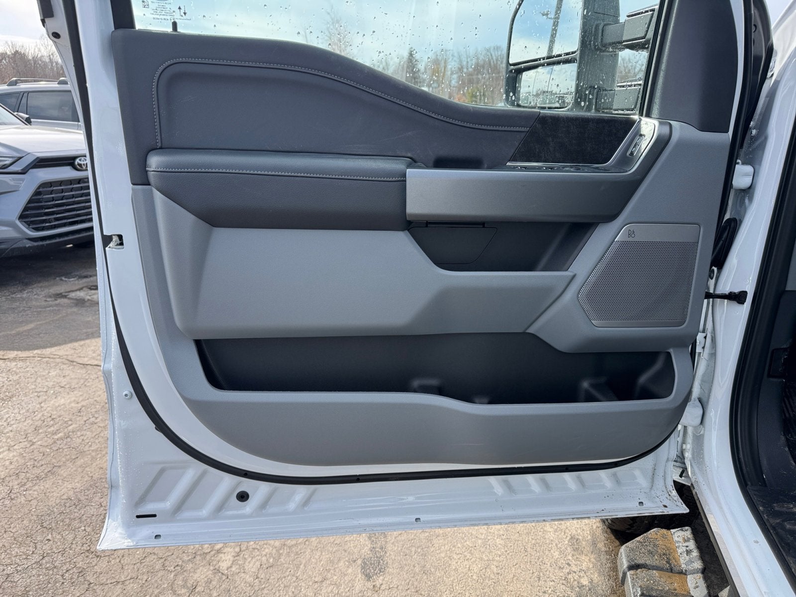 2026 Ford Super Duty F-350 SRW XLT