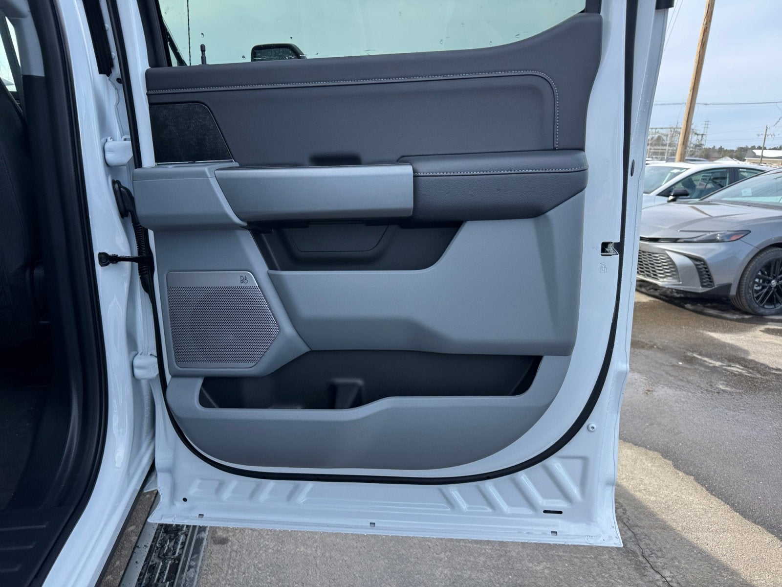 2026 Ford Super Duty F-350 SRW XLT