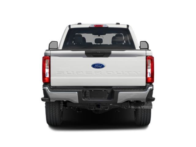 2027 Ford Super Duty F-350 SRW XLT