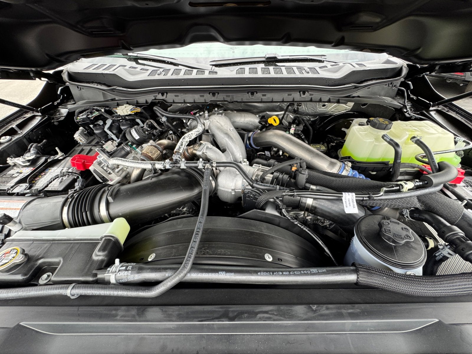 2026 Ford Super Duty F-350 SRW LARIAT