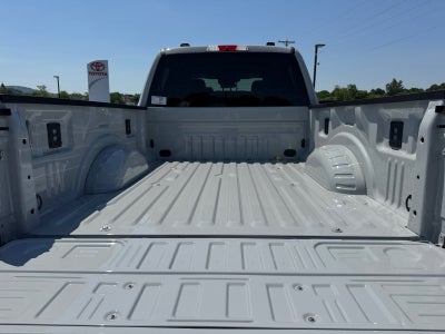 2026 Ford Super Duty F-350 SRW XLT