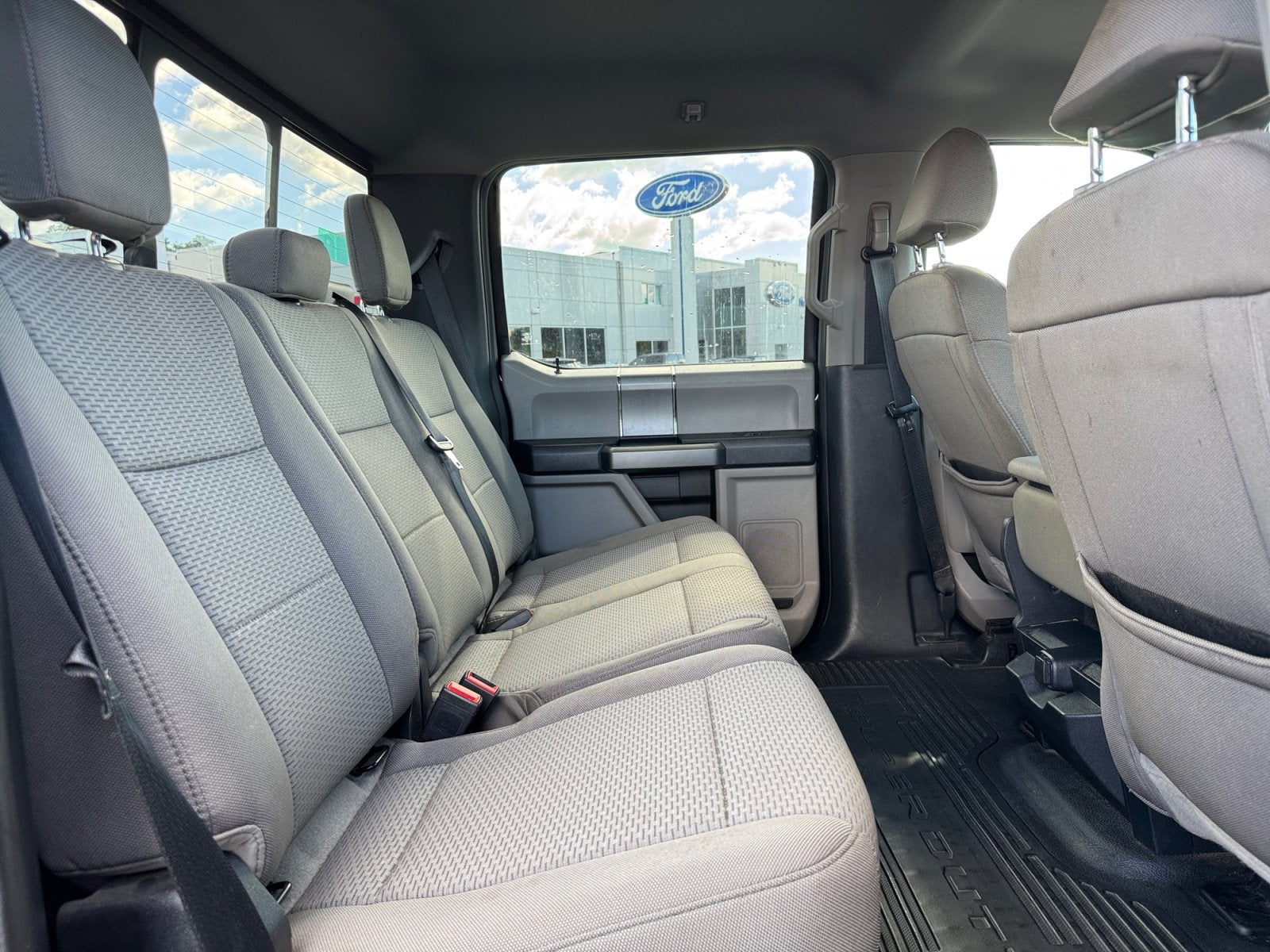 2022 Ford Super Duty F-350 SRW XLT