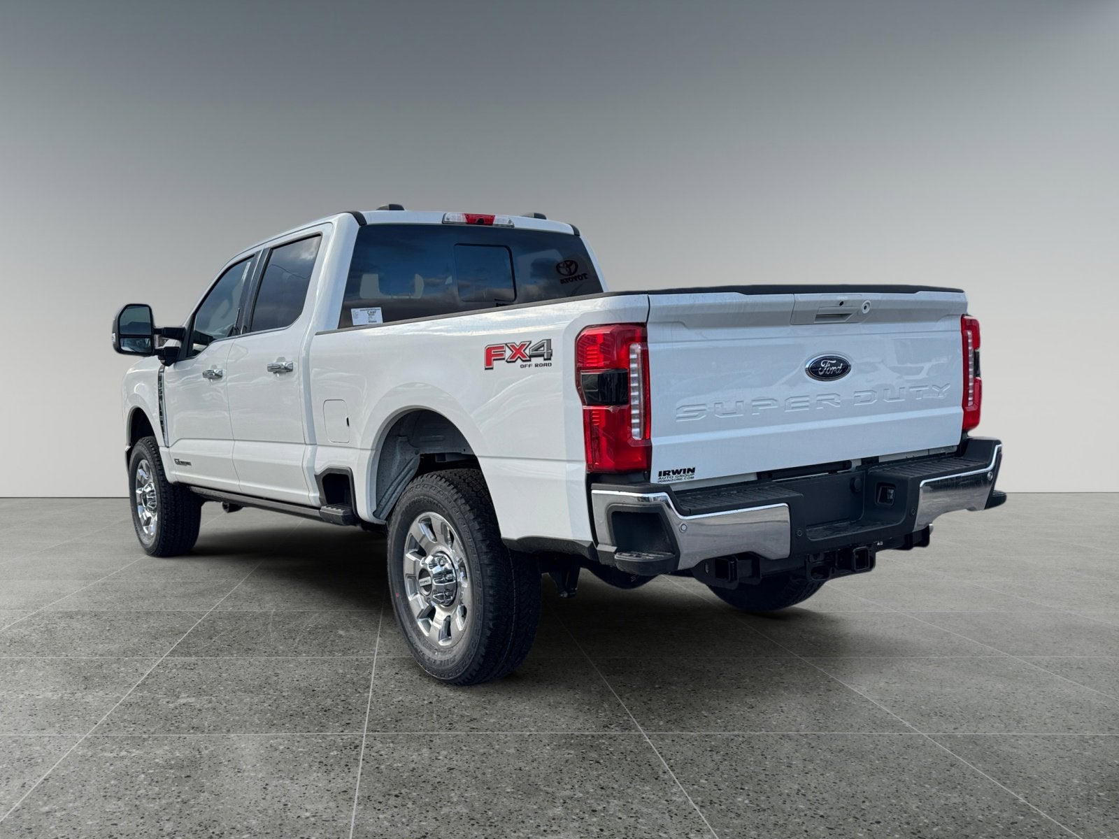 2026 Ford Super Duty F-350 SRW LARIAT