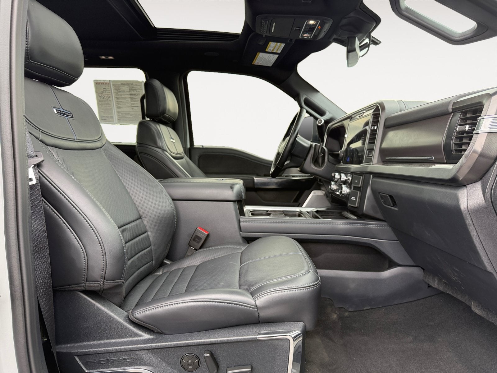 2026 Ford Super Duty F-350 SRW Platinum